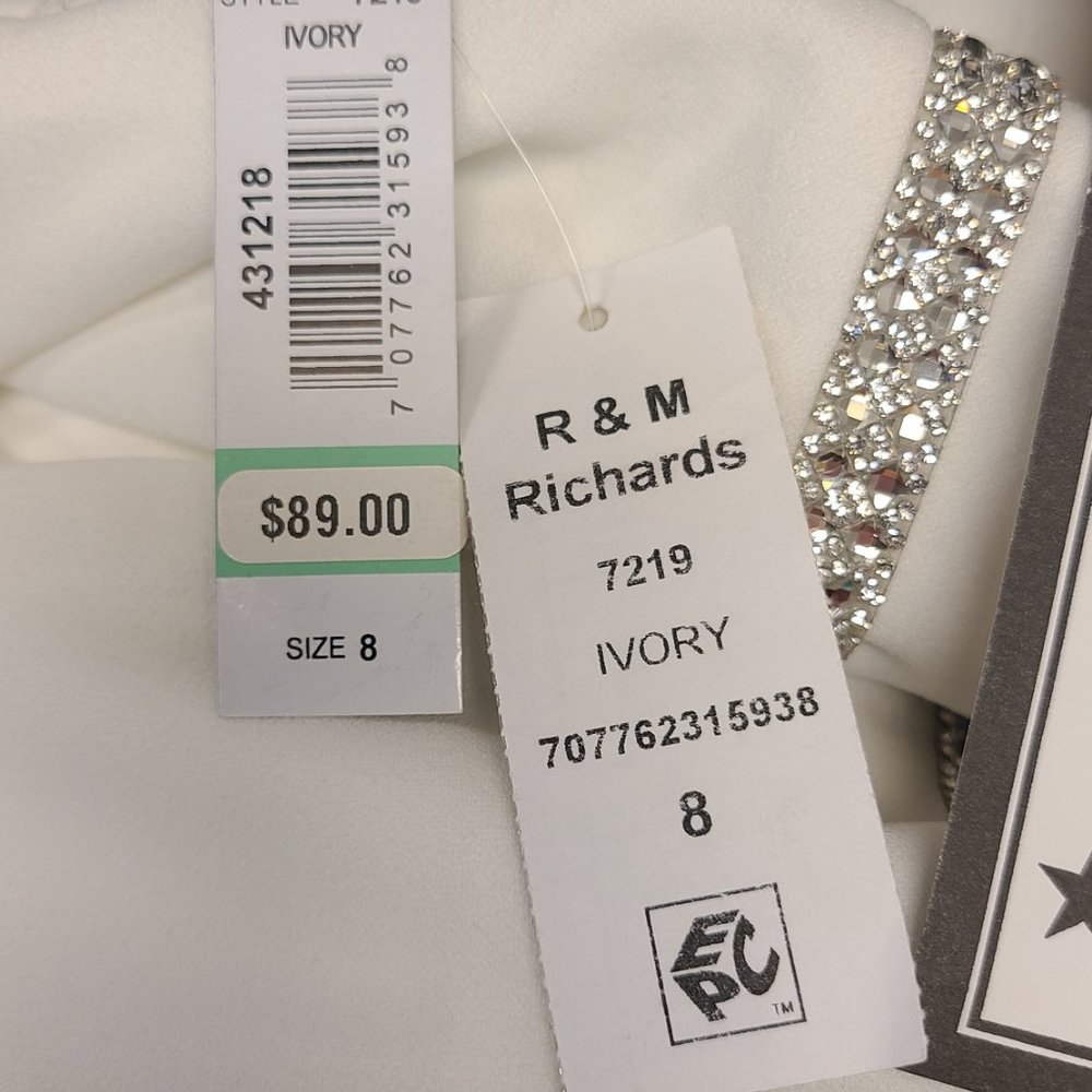 R & M RICHARDS IVORY DRESS - Picture 4 of 4